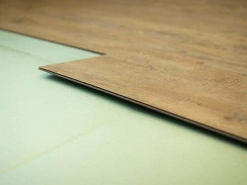 Does Vinyl Flooring Come in Rolls? (All You Need to Know)