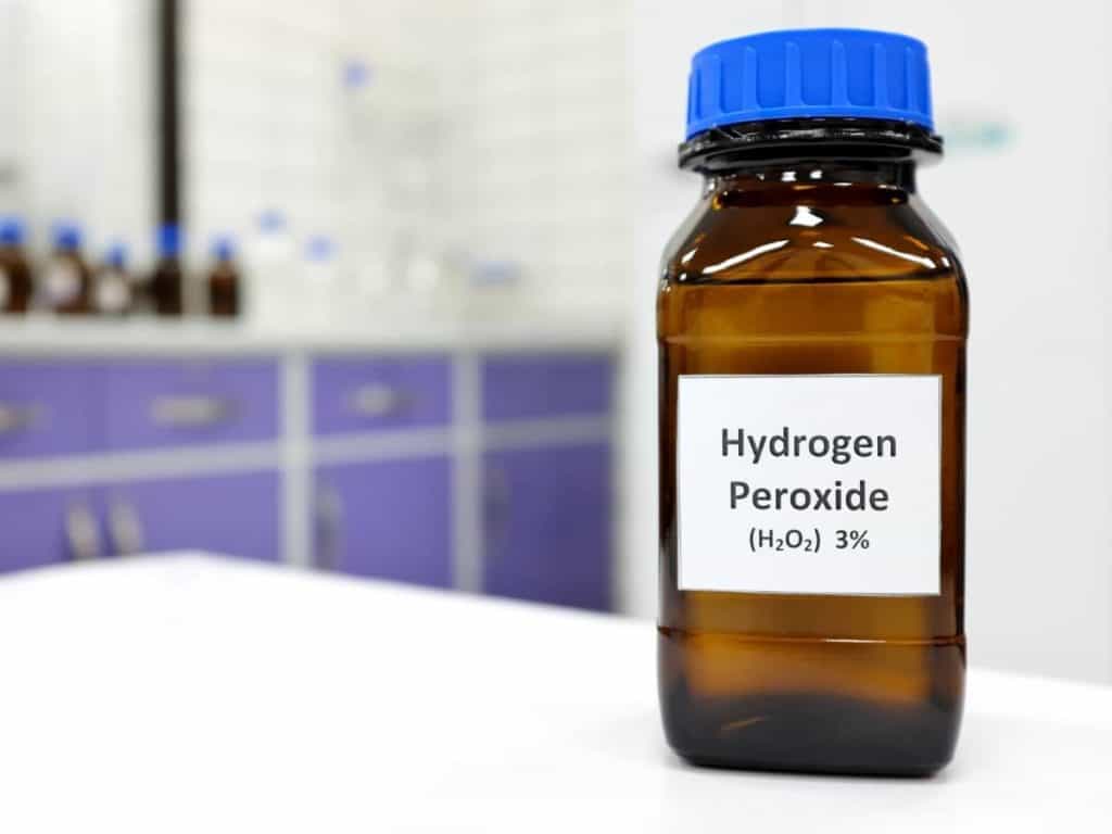 why-does-hydrogen-peroxide-turn-skin-white-quick-facts