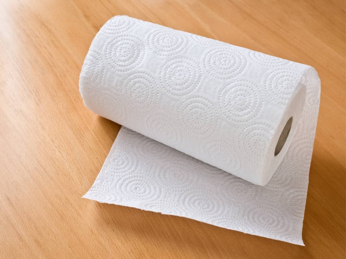 How Long & Tall Is a Paper Towel Roll? (Quick Answers)