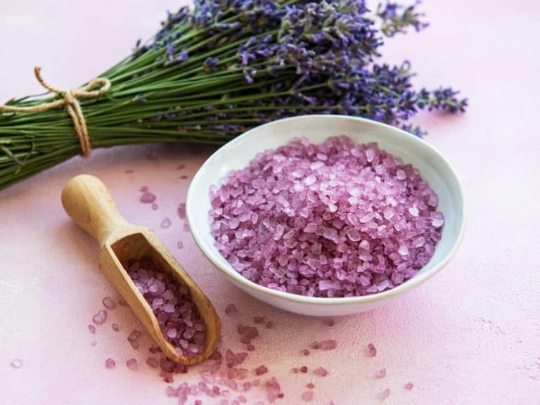 Do Bath Salts Expire? (All You Need to Know)