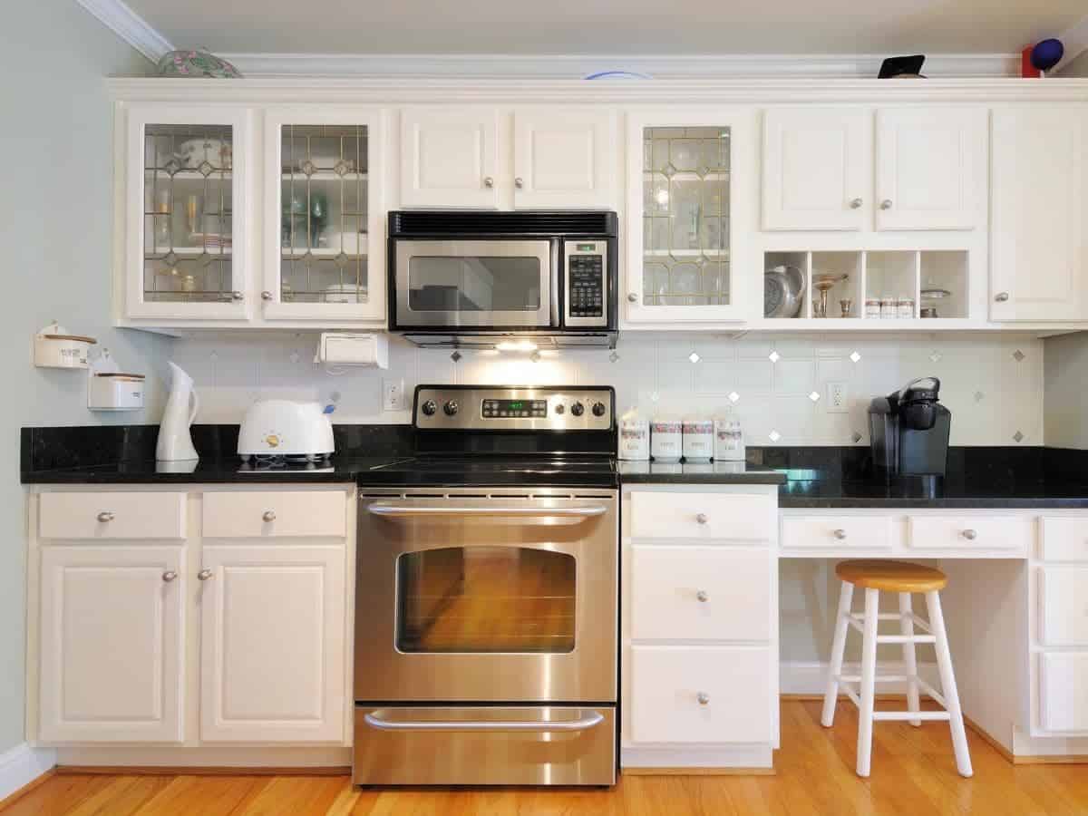 How Much Space Between Stove & Refrigerator, & Oven?