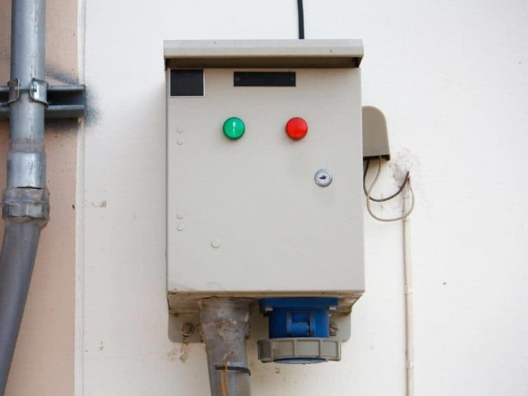 Main Lug Vs Main Breaker – What Are the Differences?