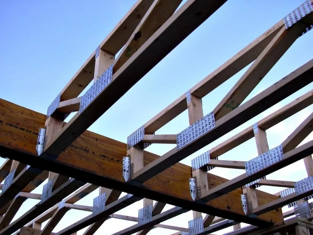 How Far Can a 2x10 Span Without Support? (Quick Answers)