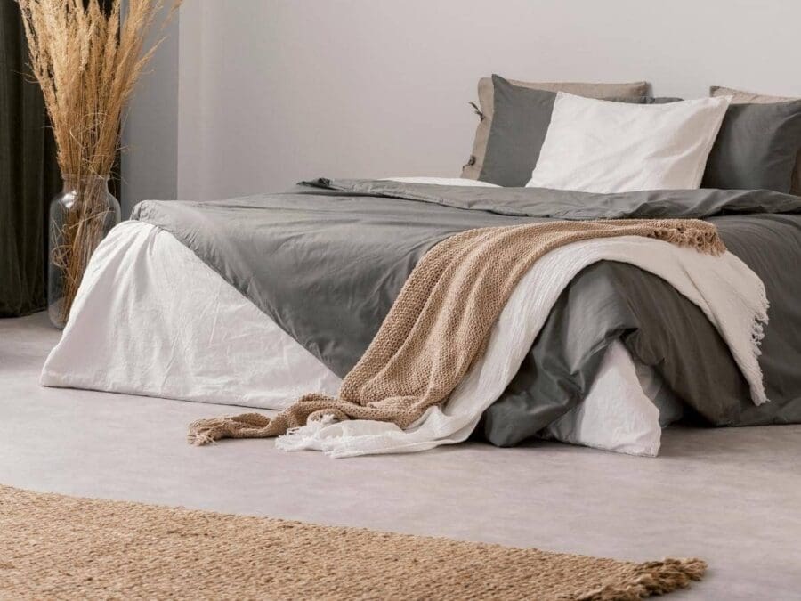 What Color Paint Goes with Beige Carpet? (Explained)