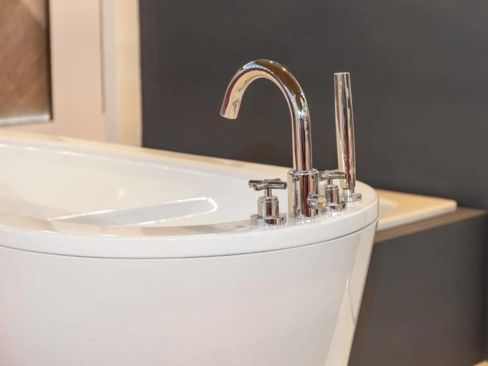 How High Should a Bathtub Faucet Be? (Explained)
