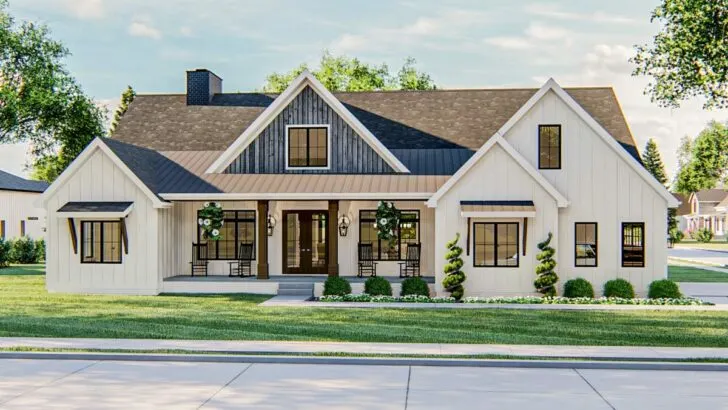 6-Bedroom Double-Story Modern Farmhouse with Exceptional Master Suite (Floor Plan)