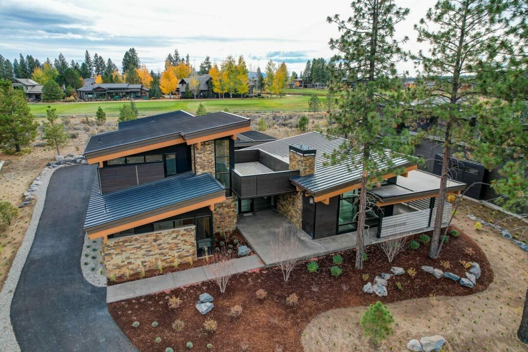 4-Bedroom, 2-Story Modern Mountain Home with Rooftop Deck (Floor Plan)