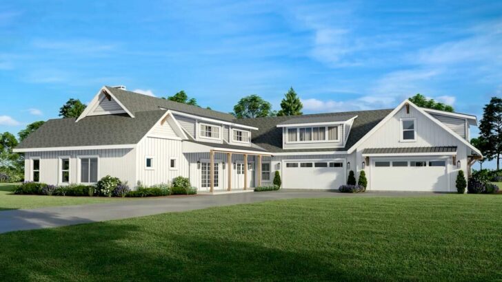 Modern 4-Bedroom Two-Story Farmhouse with Courtyard-Entry 4-Car Garage (Floor Plan)