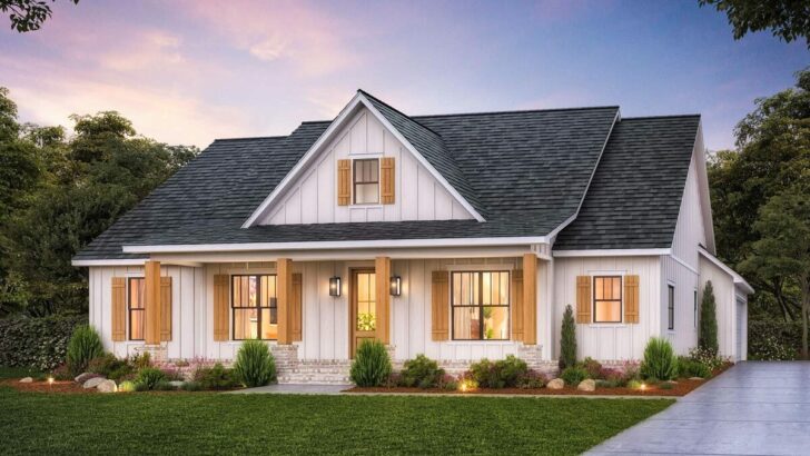 4-Bedroom Single-Story Modern Farmhouse with Spacious Open Layout and Split-bed Layout (Floor Plan)