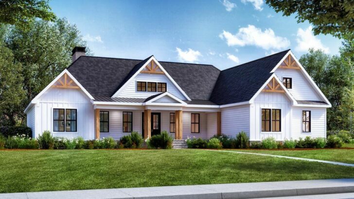 5-Bedroom 1-Story Modern Farmhouse With Optional Lower Level In-Law Suite (Floor Plan)