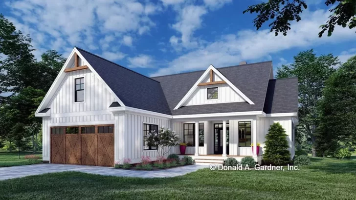 One-Story 3-Bedroom Modern Farmhouse With Split-bed Layout and Rear Deck (Floor Plan)