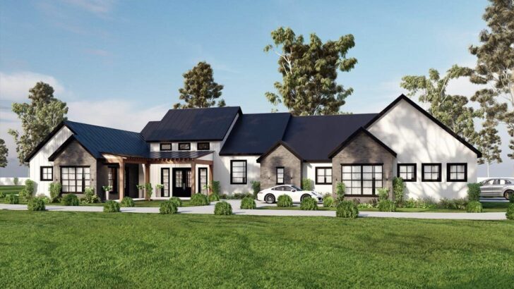 5-Bedroom 1-Story Modern Farmhouse With Guest Casita (Floor Plan)
