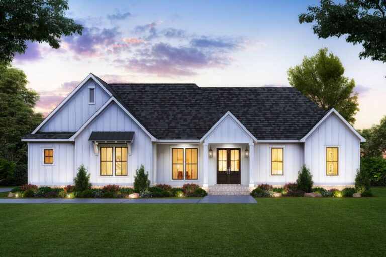 Single-Story 4-Bedroom New American Farmhouse with Outdoor Kitchen (Floor Plan)