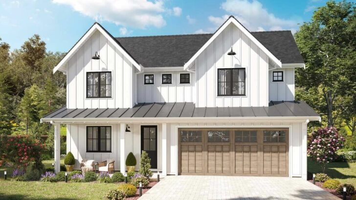 6-Bedroom Two-Story Modern Farmhouse With Two Flex Rooms (Floor Plan)