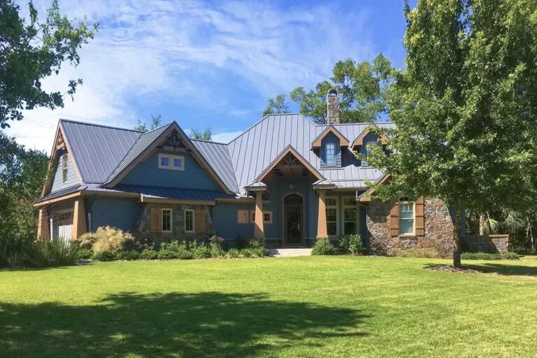 3-Bedroom 1-Story Rugged Craftsman House with Expansive Outdoor Living (Floor Plan)