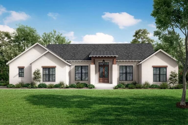 1-Story 3-Bedroom Contemporary Texas Ranch Home with Vaulted Great Room (Floor Plan)