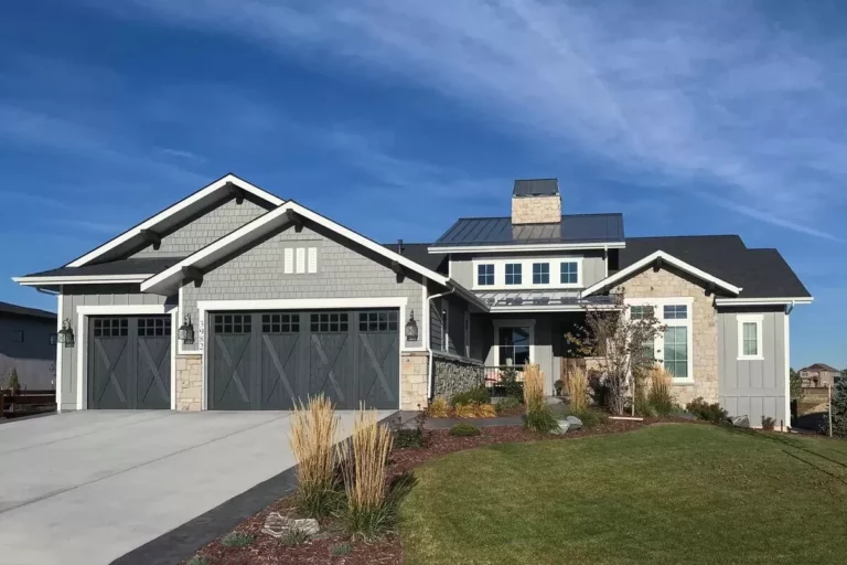 1-Story 4-Bedroom Craftsman Home with Lower Level Expansion Potential (Floor Plan)