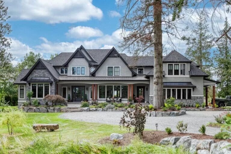 5-Bedroom 2-Story Mountain Craftsman House with Spacious In-Law Suite (Floor Plan)