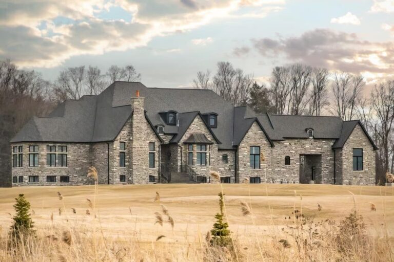 5-Bedroom 2-Story Luxury Estate with Side and Rear Garage Entry (Floor Plan)