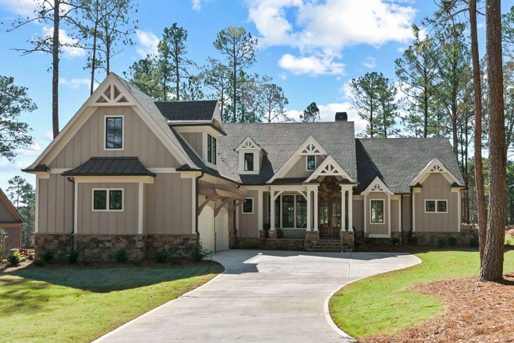 4-Bedroom 2-Story Modern Farmhouse With Courtyard-Entry Garage and Bonus Room (Floor Plan)