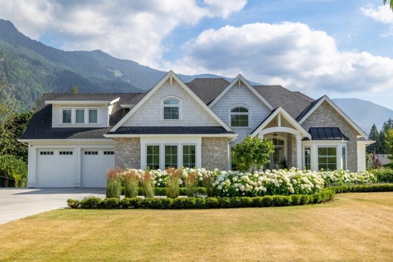 4-Bedroom 2-Story Craftsman House with Optionally Finished Lower Level (Floor Plan)