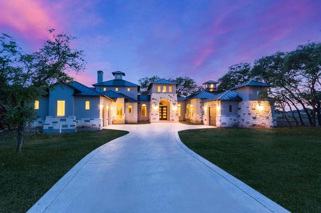 3-Bedroom 1-Story Modern Farmhouse With Expansive Deck and Courtyard Garage (Floor Plan)