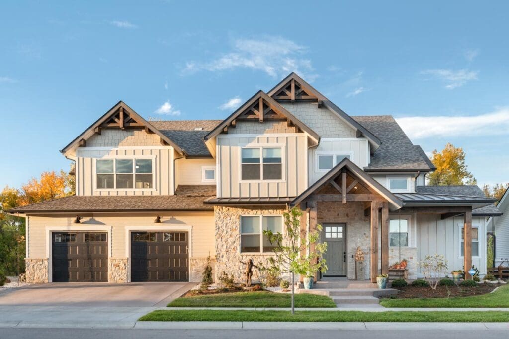 4-Bedroom 2-Story Modern Farmhouse With Spacious Upstairs Retreat (Floor Plan)