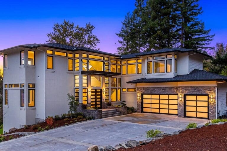 5-Bedroom 2-Story Modern House with Guest Room Potential (Floor Plan)