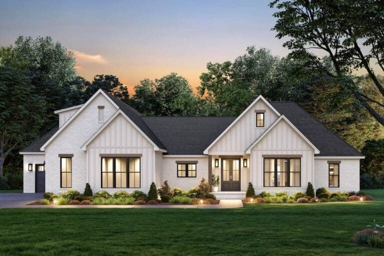 Single-Story 5-Bedroom Modern Farmhouse Ranch with Bonus Room (Floor Plan)