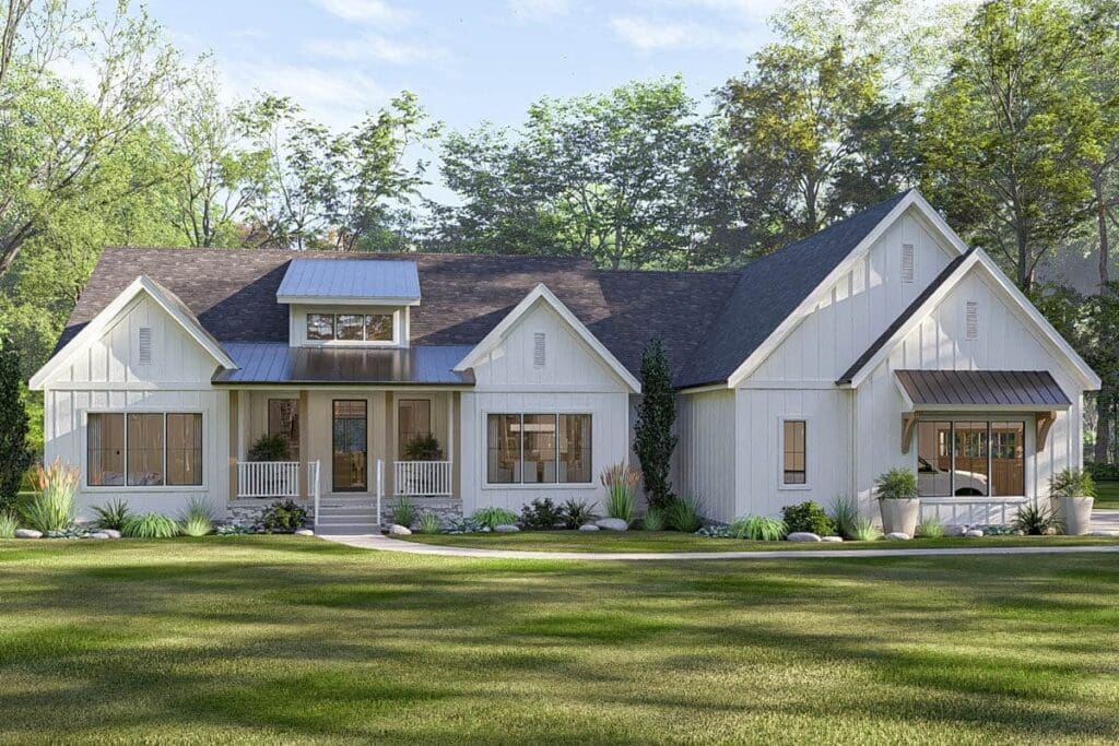 3-Bedroom 1-Story Transitional Farmhouse with Split Bedrooms (Floor Plan)