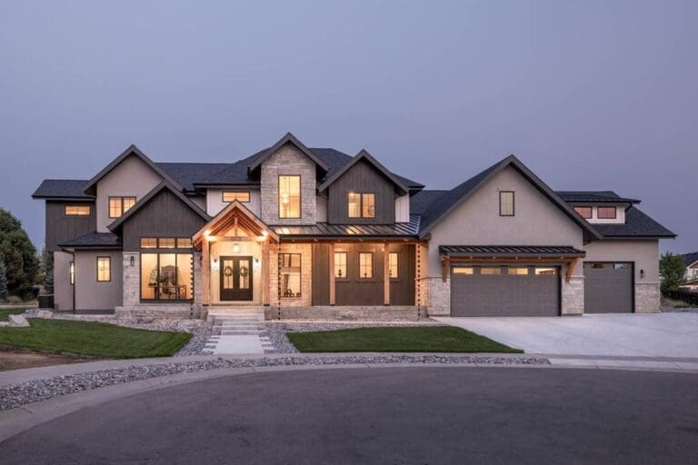 4-Bedroom Two-Story Transitional Modern Farmhouse with Guest Suite (Floor Plan)